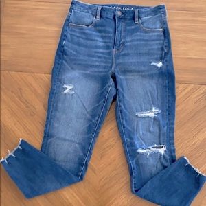AMERICAN EAGLE CURVY HI RISE JEGGING